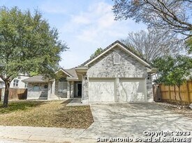 71 Wolfeton Wy in San Antonio, TX - Building Photo