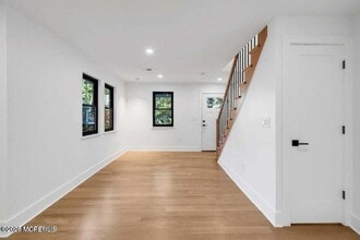 514 River Rd in Fair Haven, NJ - Building Photo - Building Photo