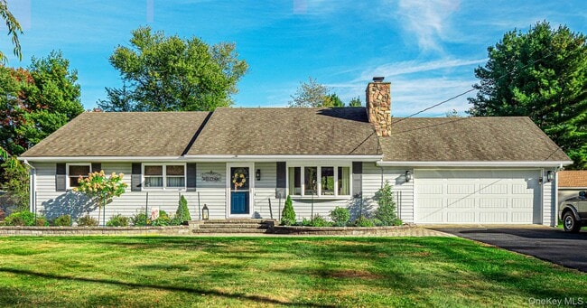 property at 7 Sanfordville Rd