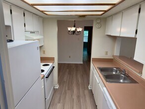 2618 Alcott Ln in Austin, TX - Foto de edificio - Building Photo