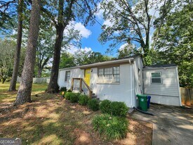 2148 Clanton Terrace in Decatur, GA - Building Photo