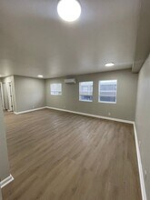 7051 E 11th St in Indianapolis, IN - Building Photo - Building Photo