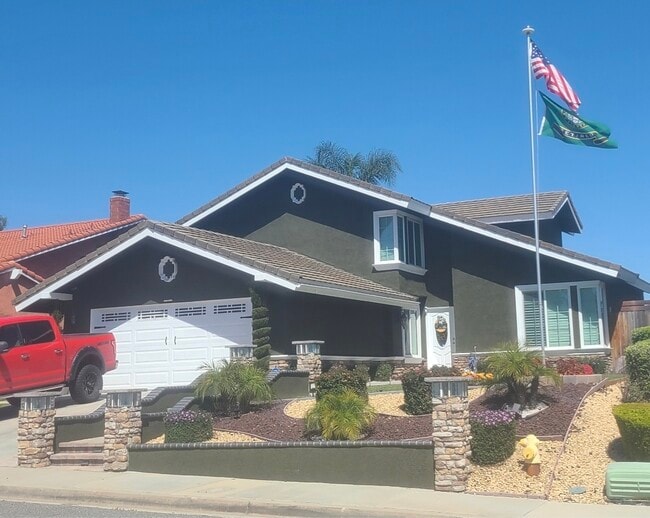 property at 22 Ridge Crest Cir