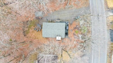 1150 Country Club Dr in Tobyhanna, PA - Building Photo - Building Photo