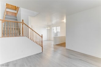 523 Moses Lake Ct in Henderson, NV - Building Photo - Building Photo