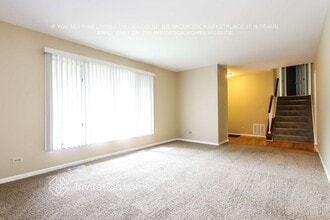1620 Apache Dr in Naperville, IL - Building Photo - Building Photo