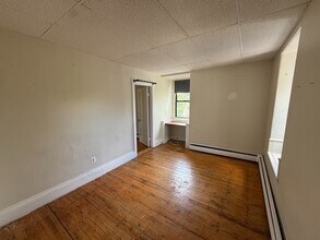 183 Harvard St, Unit 3 in Cambridge, MA - Building Photo - Building Photo