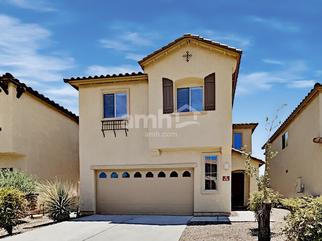 property at 576 E Calle De Ocaso