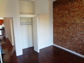 860 Nostrand Ave-Unit -10 in Brooklyn, NY - Foto de edificio - Building Photo