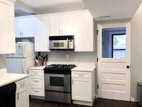 3253 N Kenmore Ave, Unit 1 in Chicago, IL - Foto de edificio - Building Photo