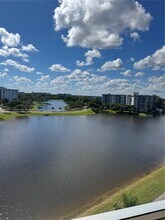 3095 N Course Dr in Pompano Beach, FL - Building Photo - Building Photo