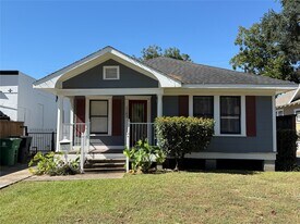 1103 Harvard St in Houston, TX - Building Photo