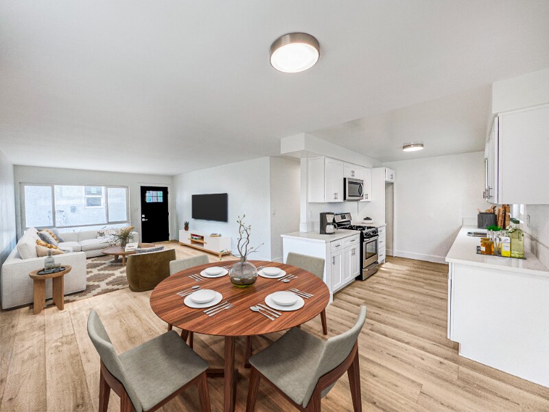 4461 Farquhar Ave in Los Alamitos, CA - Building Photo