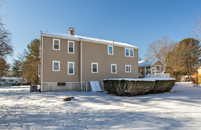 117 Kenney Ln in Concord, MA - Foto de edificio - Building Photo