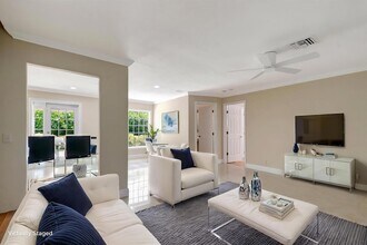 4610 Pine Tree Dr in Boynton Beach, FL - Building Photo - Building Photo