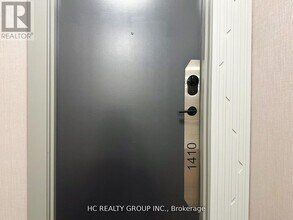 105 Oneida Crescent in Richmond Hill, ON - Building Photo - Building Photo