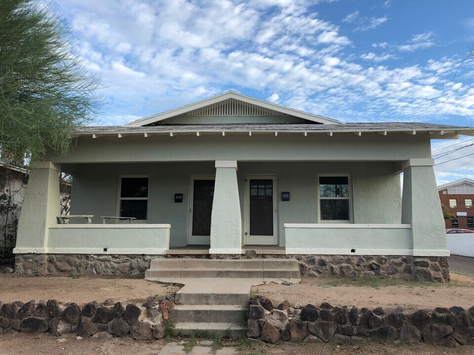 426 E Helen St, Unit E Helen St R side in Tucson, AZ - Building Photo