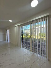 9719 N New River Canal Rd in Plantation, FL - Building Photo - Building Photo