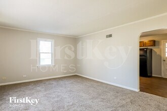 3915 N Park St in Westmont, IL - Building Photo - Building Photo