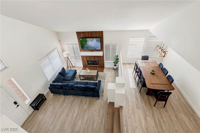 property at 9156 Sapphire Point Ave