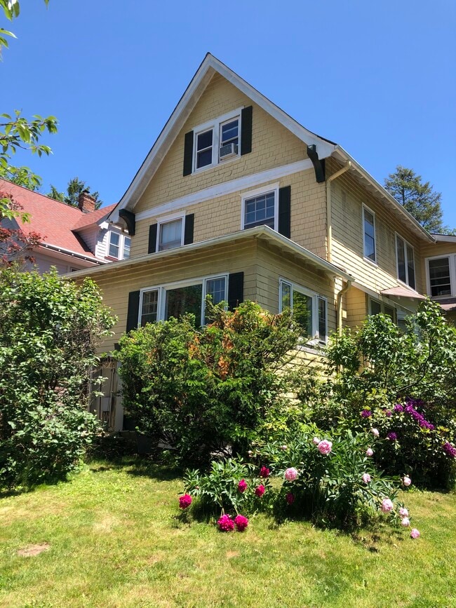 86 Park Pl Rentals in South Orange, NJ