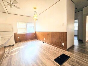 12 S Plum St in Hutchinson, KS - Building Photo - Building Photo