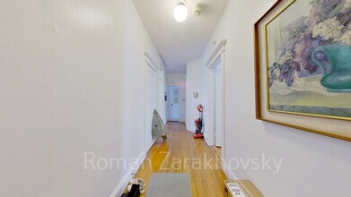 2 Ayr Rd, Unit 4 in Boston, MA - Building Photo - Building Photo