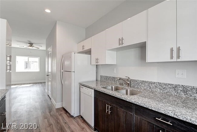 property at 1420 Ogallala St