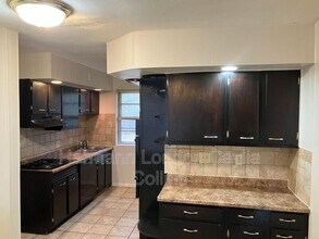 7826 Birchmont Dr in University City, MO - Building Photo - Building Photo