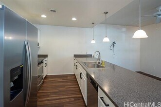 520 Kunehi St in Kapolei, HI - Building Photo - Building Photo