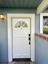 29105 Thousand Oaks Blvd in Agoura Hills, CA - Building Photo