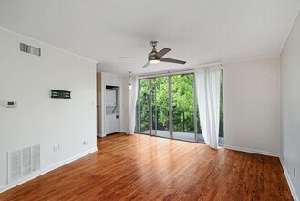 120 Alden Ave NW, Unit C3 in Atlanta, GA - Building Photo - Building Photo