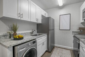 Addison Lane in Gainesville, FL - Foto de edificio - Building Photo