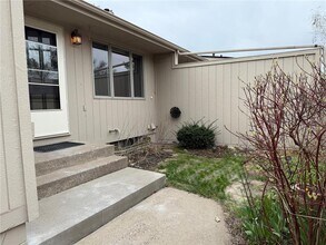 16325 15th Ave N in Minneapolis, MN - Building Photo - Building Photo