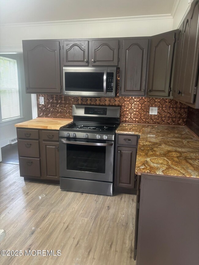 246 Roosevelt Ave in Ocean Township, NJ - Building Photo - Building Photo