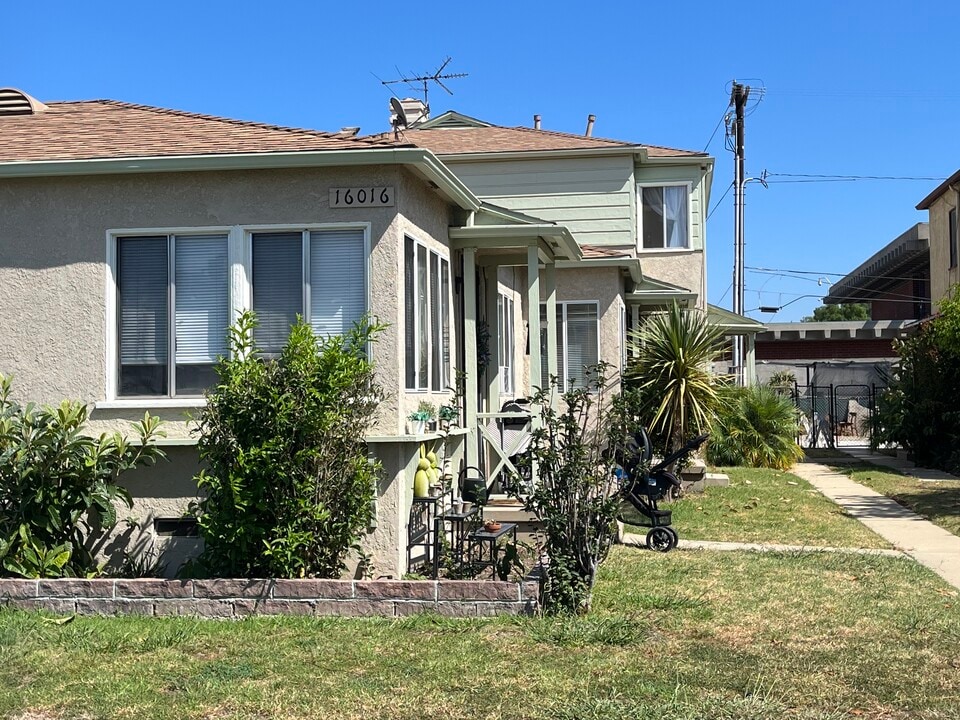 16016 S Harvard Blvd, Unit B in Gardena, CA - Foto de edificio