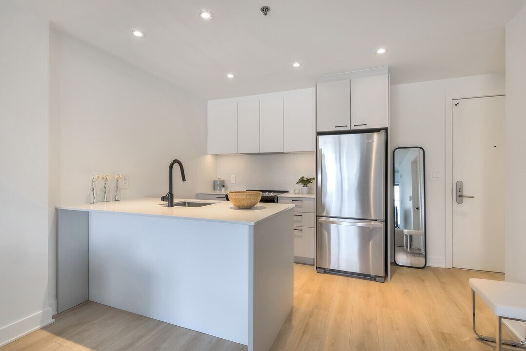 MILHAUS Condo in Montréal, QC - Building Photo