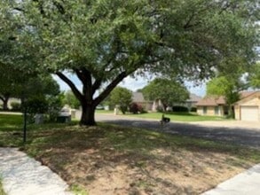 435 St Andrews St in Meadowlakes, TX - Building Photo - Building Photo