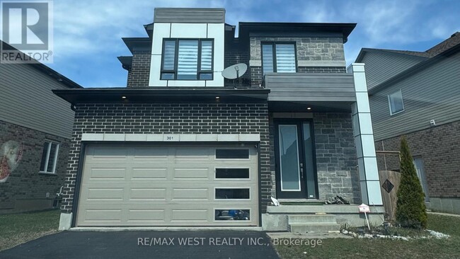 301 Freure Dr in Cambridge, ON - Building Photo - Building Photo