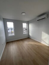 3258 86th St, Unit 2-bed 2B in East Elmhurst, NY - Foto de edificio - Building Photo