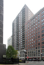 1250 N Dearborn St in Chicago, IL - Building Photo - Building Photo