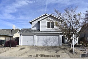 1024 McRae Way in Roseville, CA - Building Photo