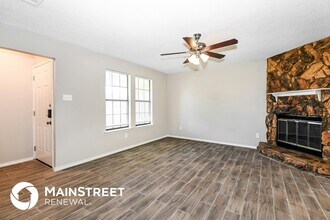 1028 Eastridge Cir in Red Oak, TX - Building Photo - Building Photo