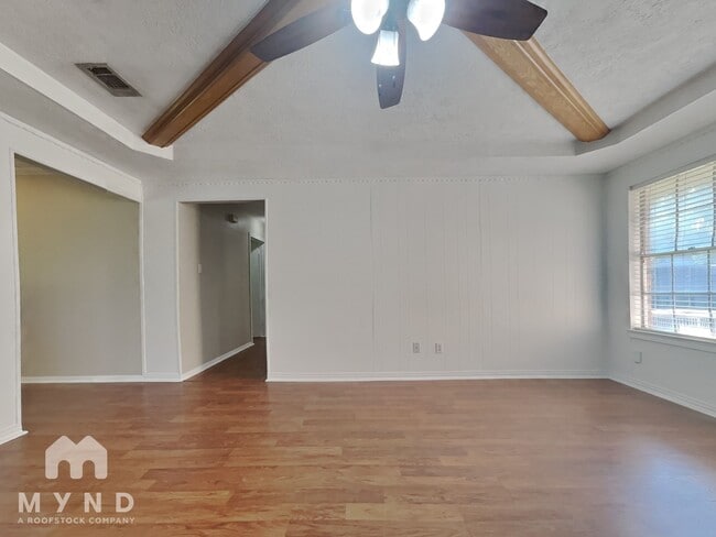 9015 Eldora Dr in Houston, TX - Building Photo - Building Photo