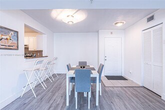 1450 SE 3rd Ave in Dania Beach, FL - Building Photo - Building Photo