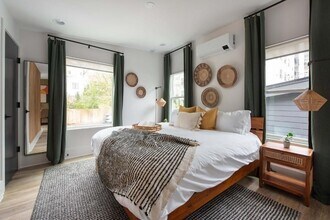 542 Boulevard NE in Atlanta, GA - Foto de edificio - Building Photo