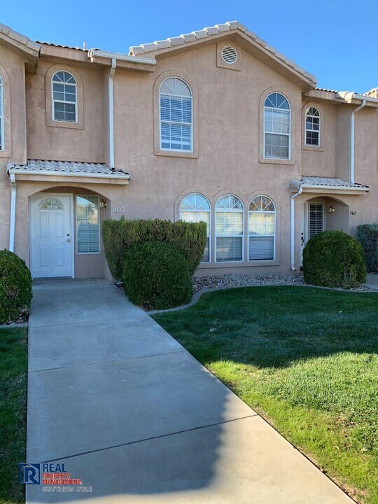1103 N 1570 W in Saint George, UT - Building Photo