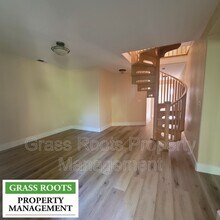 531 N Pine St in Nevada City, CA - Building Photo - Building Photo