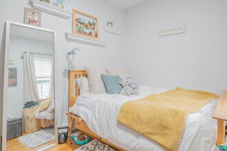 219 Bennington St, Unit 3 in Boston, MA - Foto de edificio - Building Photo