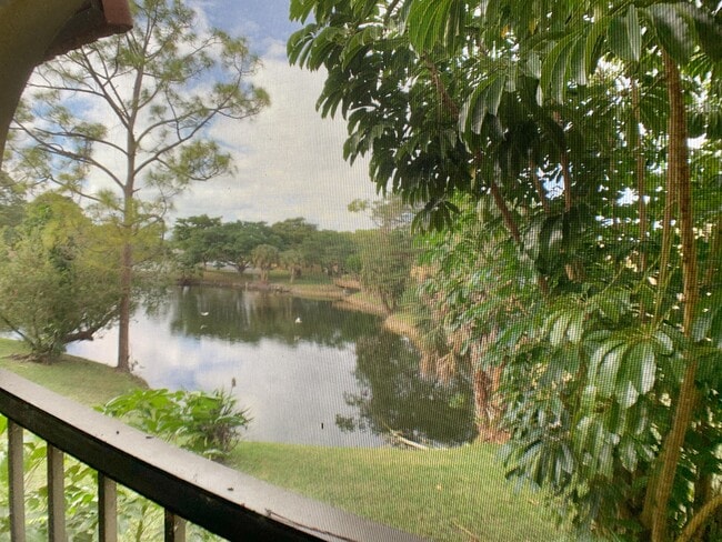 924 SW 9th St Cir in Boca Raton, FL - Building Photo - Building Photo